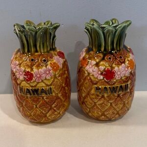 Vintage Hawaii Pineapple Salt and Pepper Shakers